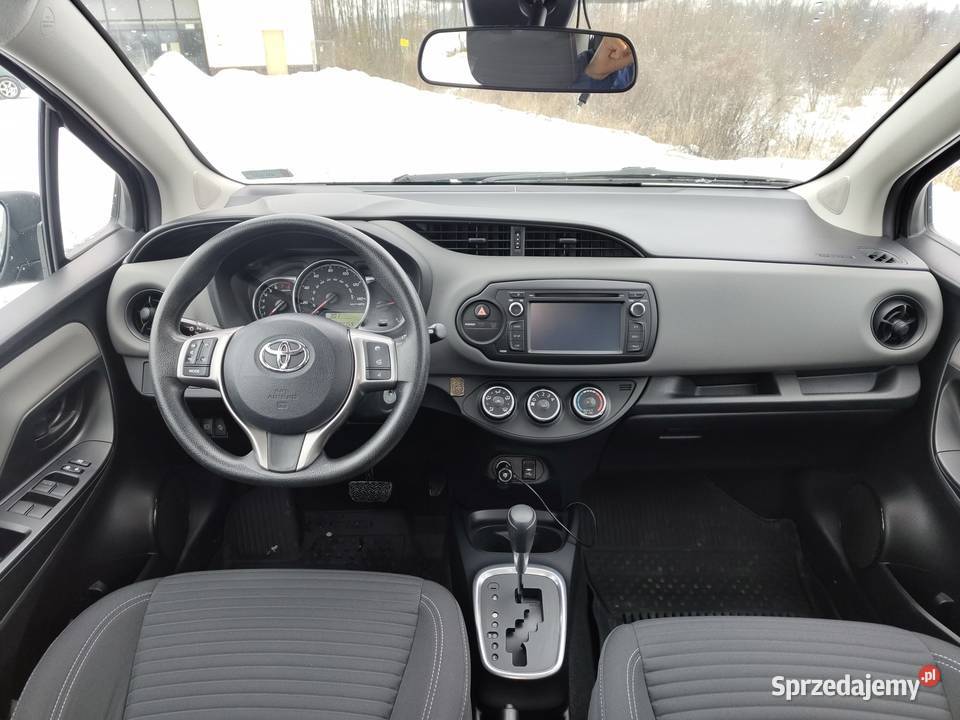 Toyota Yaris III 15 Benz Automat nieuszkodzony Yaris Białystok