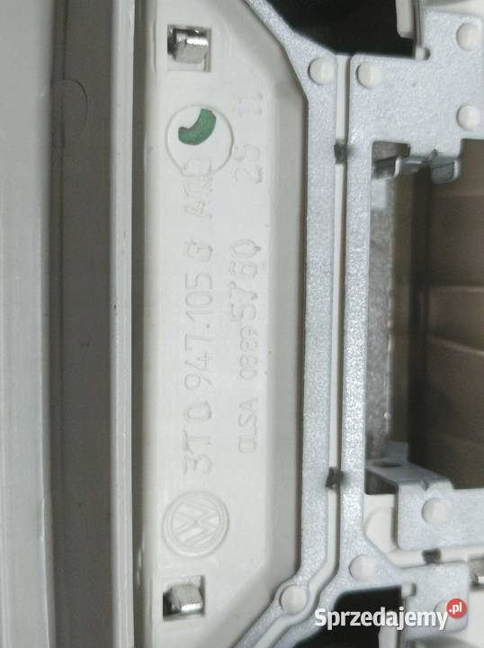 LAMPKA PODSUFITKI SCHOWEK NA OKULARY KOMPLET