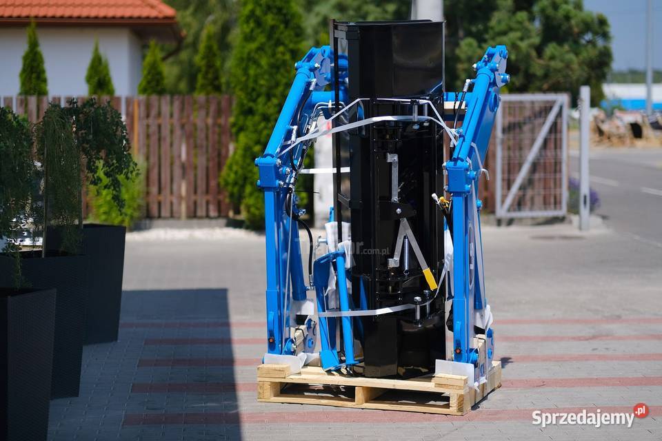 Ładowacz czołowy LS LL4104 do traktora LS Tajęcina