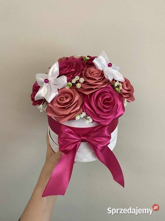 Box róż ze wstążki idealny na prezent sprzedam