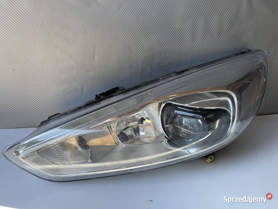 FORD FOCUS MK3 PRAWA LAMPA BIXENON SKRĘTNY Ostroróg sprzedam