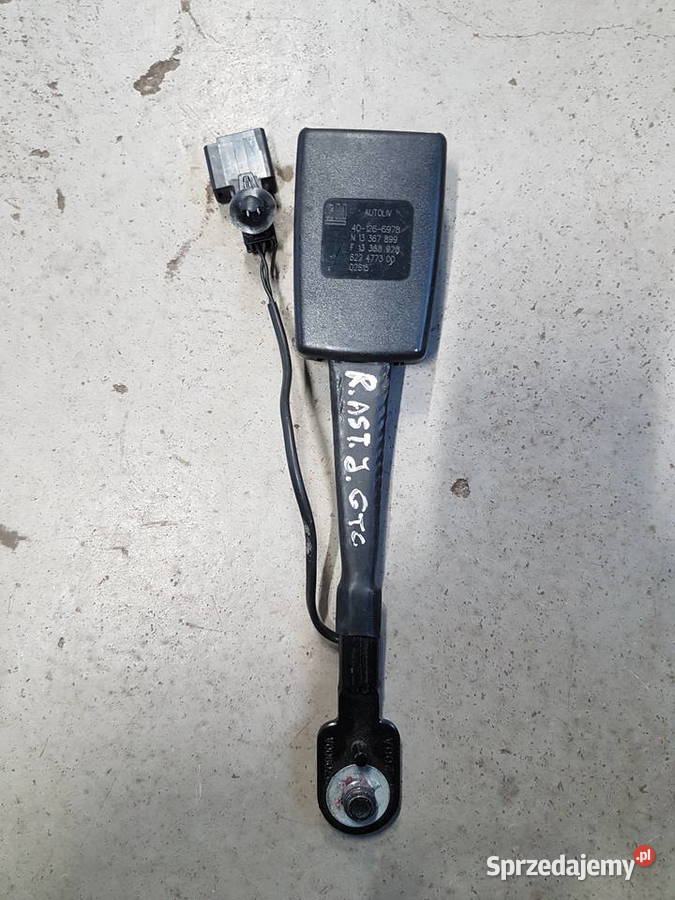 OPEL ASTRA J GTC ZAPINKA PASA PRAWA 13367899 Wyposażenie wnętrza Części samochodowe Turek