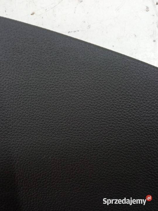 OSŁONA DESKI LEWA BOCZNA 689213262R Dacia Duster