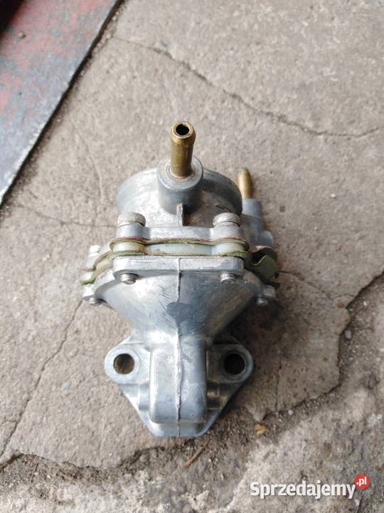 Pompa paliwa FIAT 126P MALUCH podkarpackie Jasło
