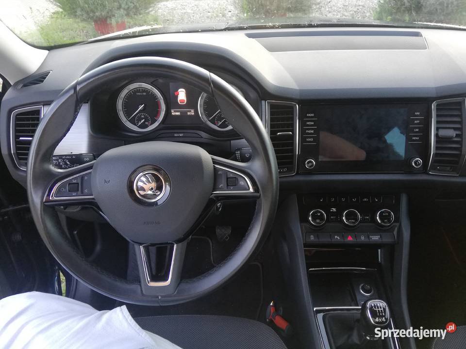 Skoda Kodiaq 4x4 HAK LED Kamera cofania 150 elektrochrom. lusterka boczne Sompolno sprzedam