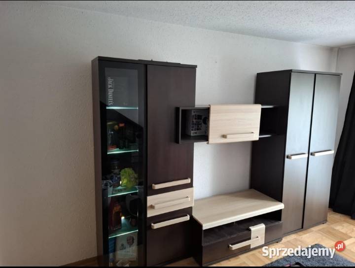 Sprzedam meblościankę z podświetleniem LED Ruszcza