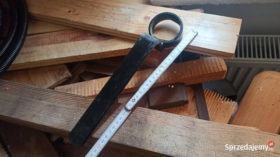 klucz do nakrętki do maszyn i urządzeń frezarka Kłodawa sprzedam