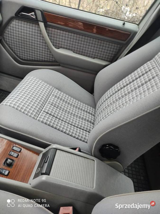 Mercedes W124 Eklasa welurowa tapicerka Leszczydół Stary