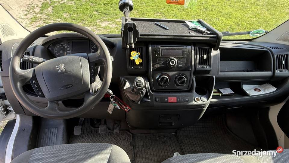 Peugeot boxer brygadówka 30 170 hds 2013r Piła