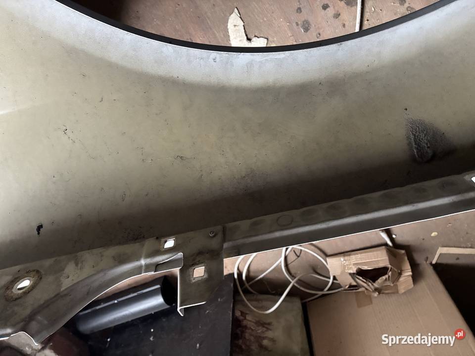 BŁOTNIK PRZEDNI PRAWY BMW E65 TITANSILBER Gdów
