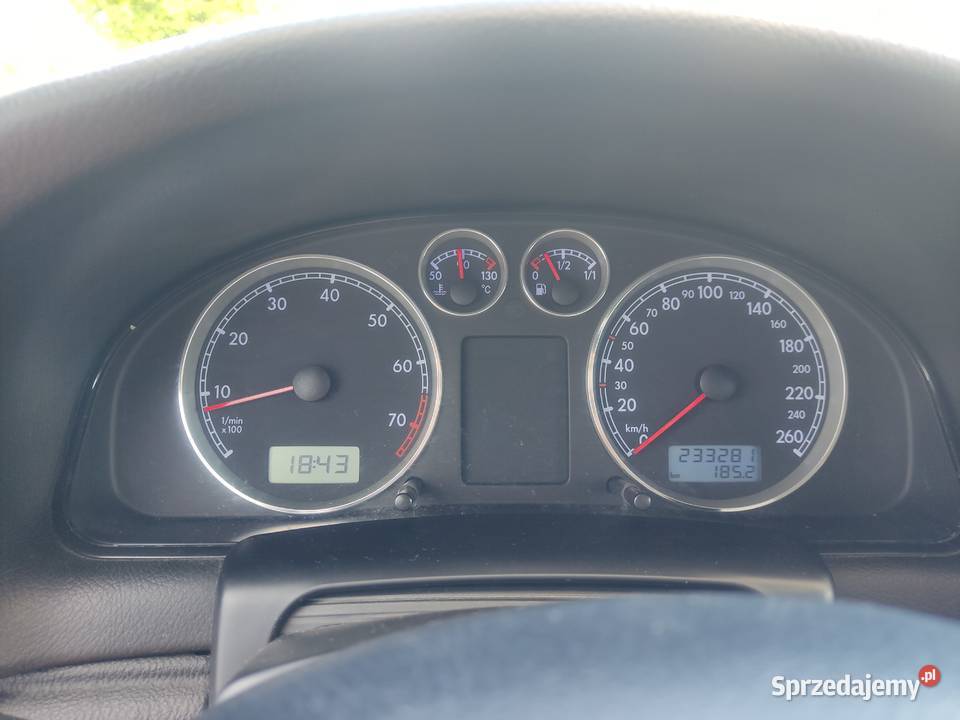 Passat B5 FL 2001r LPG 233 bezwypadkowy 125KM Kraków