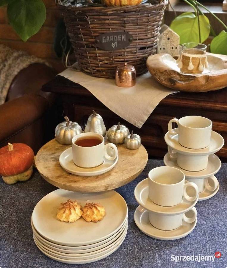 99 Talerze z kubkami 18 elementów białe Zabrze