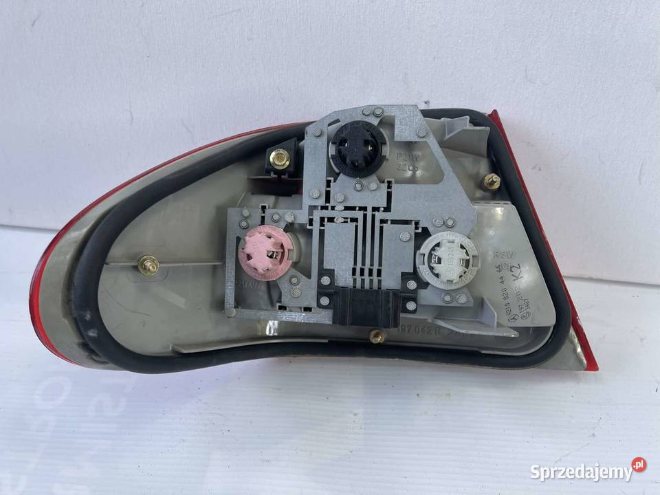 MERCEDES W210 PRAWA LAMPA TYŁ Ostroróg