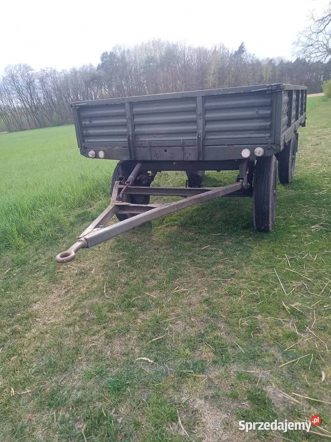Przyczepa rolnicza sztywna D47 45t nieuszkodzony Przyczepy rolnicze Dalików