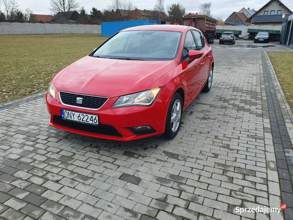 Seat Leon 12tsi 85 Benzyna Klima Alu Felgi Raty aluminiowe felgi Leon Strobice sprzedam