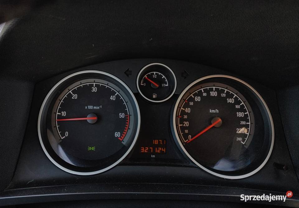 Opel zafira B 19 120 7 osobowa manualna Wąchock