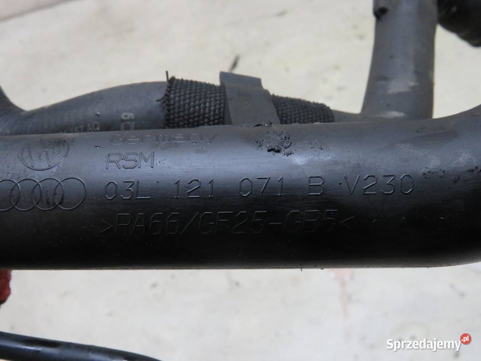 WĄŻ PRZEWÓD WODY AUDI A4 B8 20 TDI 03L121071B