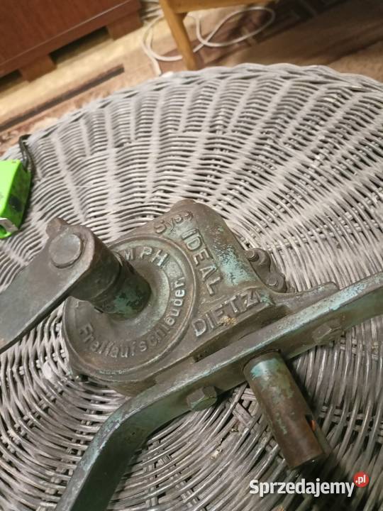 Stara miodziarka kolekcja Wołczyn