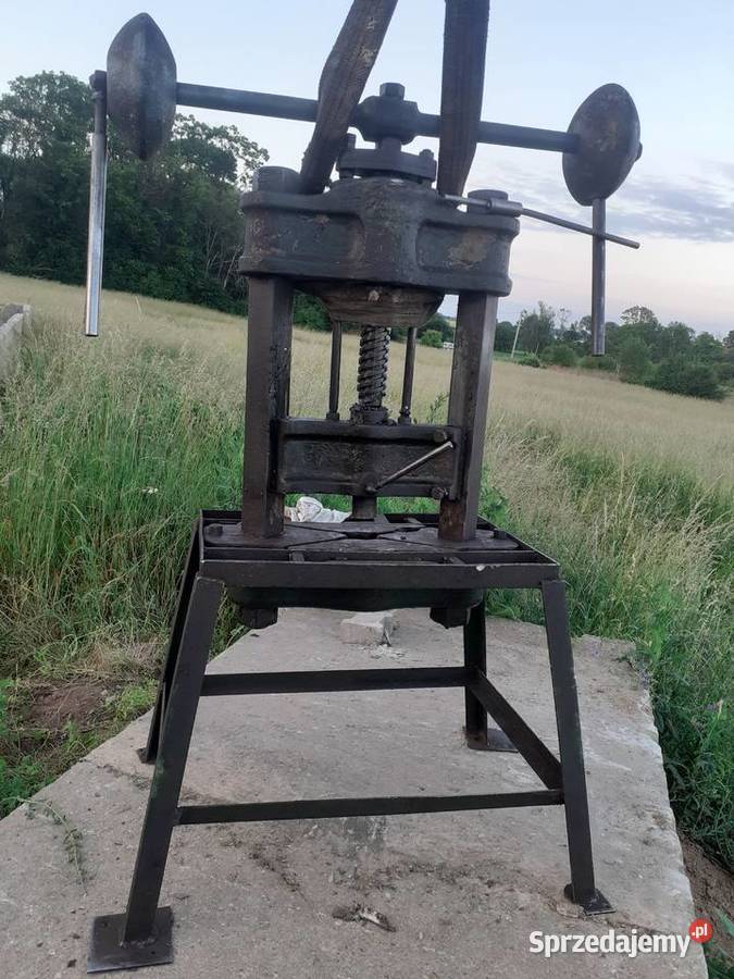 Prasa mimośrodowa Duża ze stołem 50TON Młodasko
