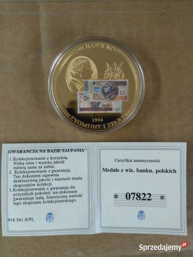 65 Medal okolicznościowy z banknotem 200