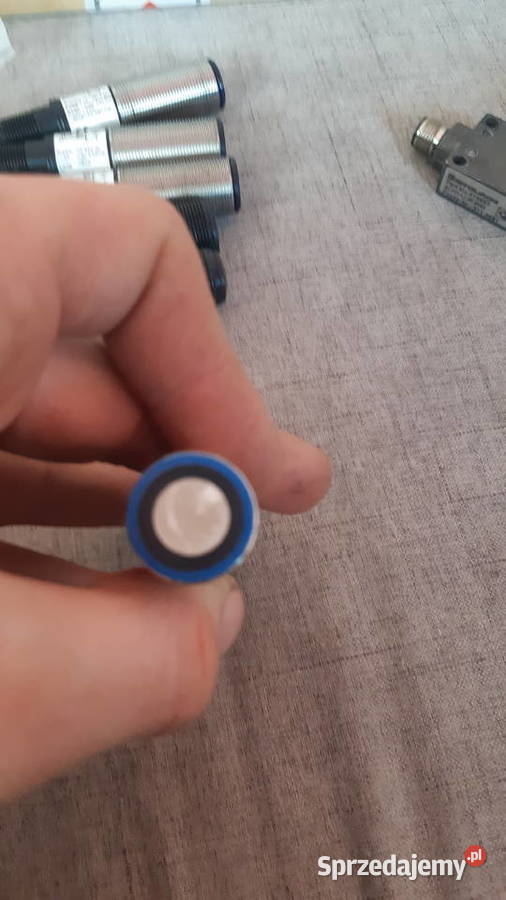 indual um18xbc65hp czujnik ultradźwiękowy Poznań