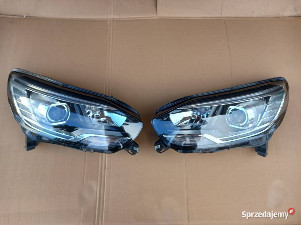 Renault Scenik 4 lampa lewa prawa pród 260606727 Bukownica