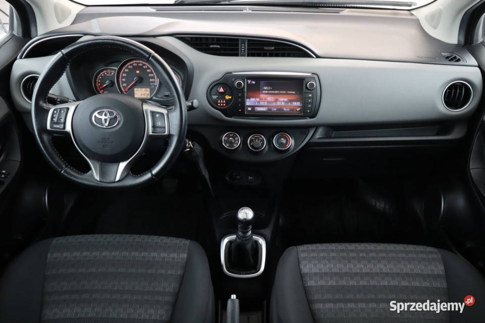 Toyota Yaris 133 Dual VVTi Hatchback Zabrze