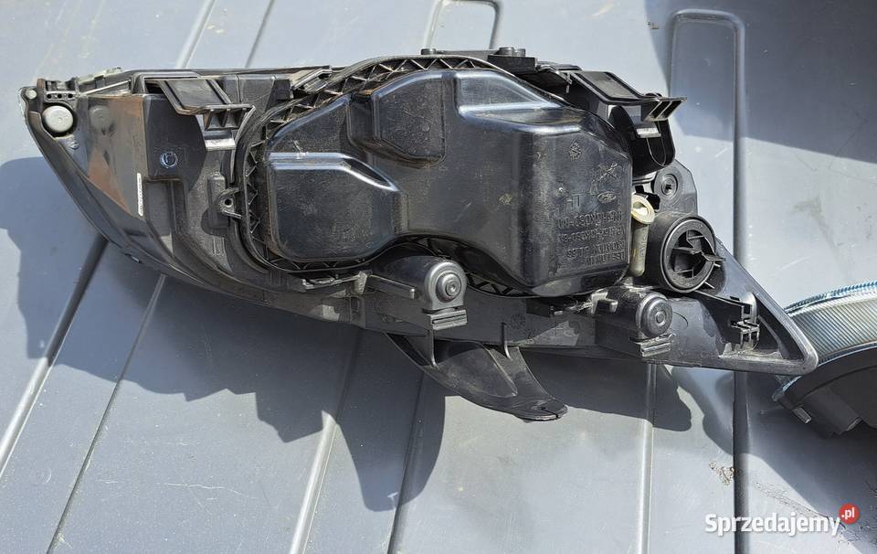 Lampa lewa I prawa Ford Focus Pyrzyce