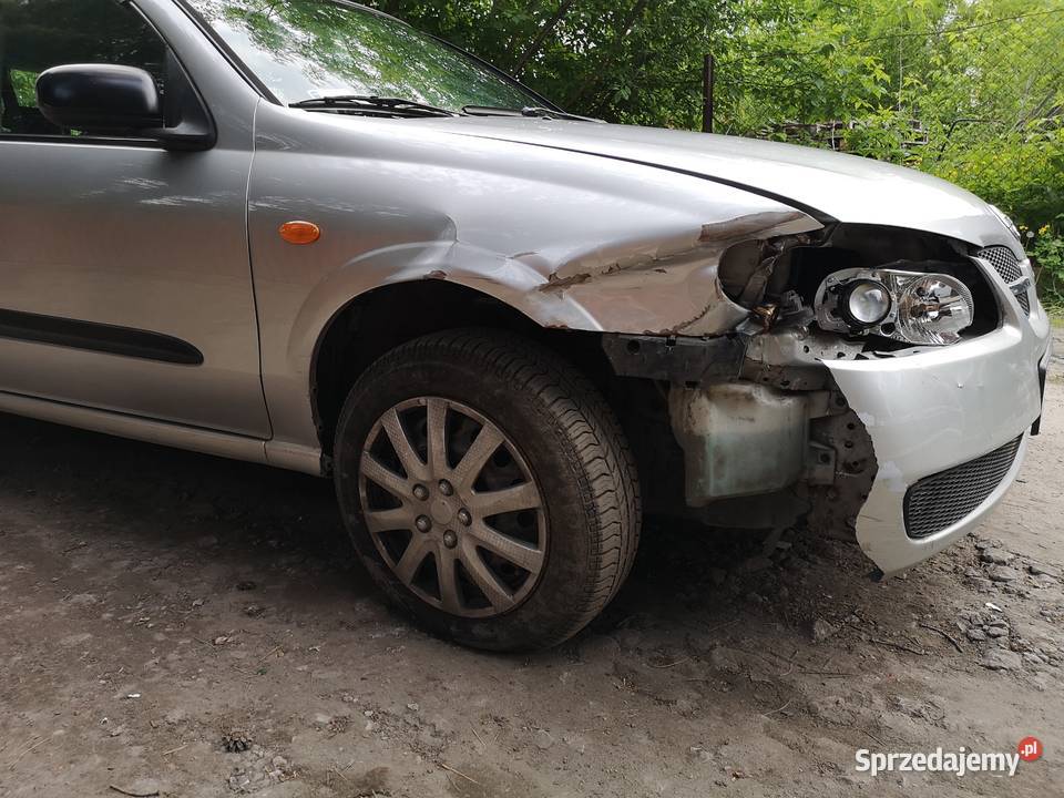 Nissan Almera N16 hatchback 2003 benzyna mazowieckie Ząbki