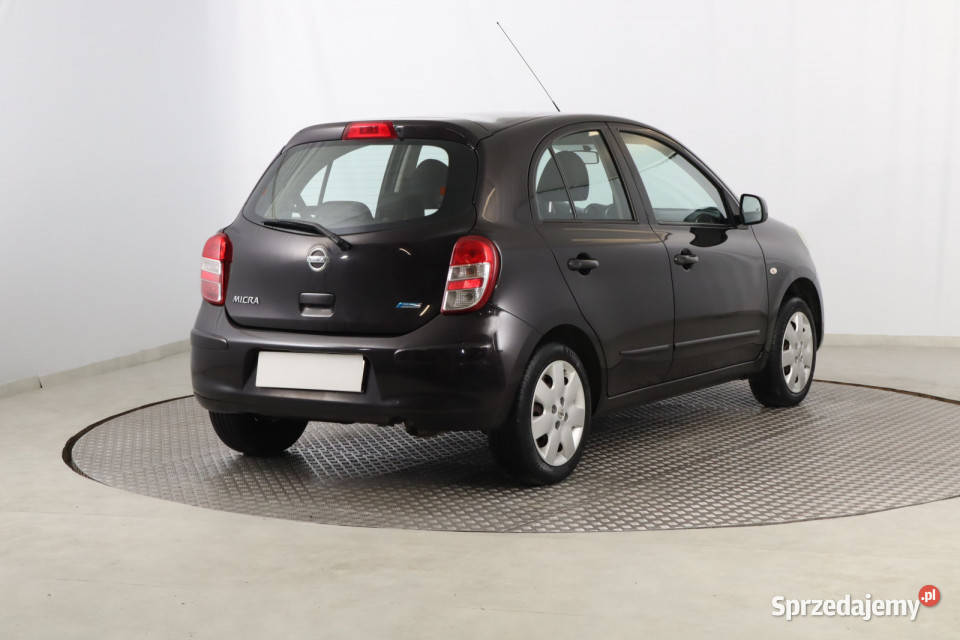 Nissan Micra 12 12V czarny sprzedam