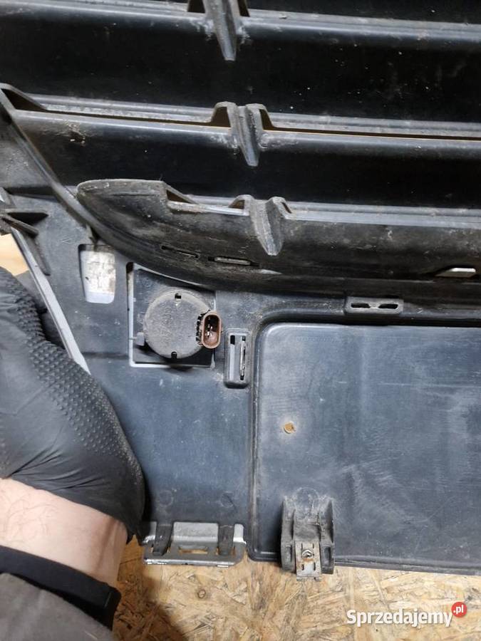 Vw passat b6 grill atrapa chłodnicy PDC
