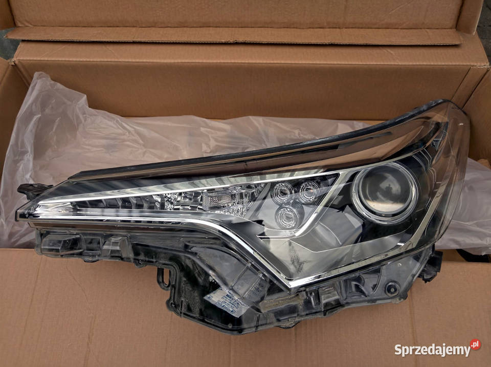 Lampa reflektor TOYOTA CHR lewy przód LED lubelskie Chełm