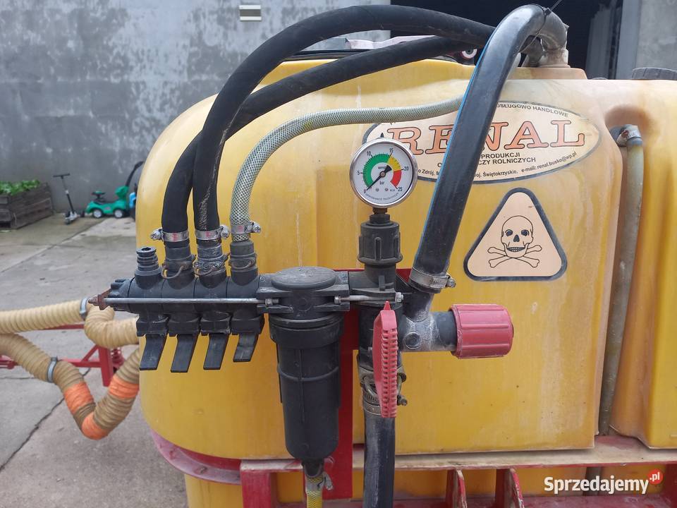 Opryskiwacz do truskawek z nadmuchem sprzedam