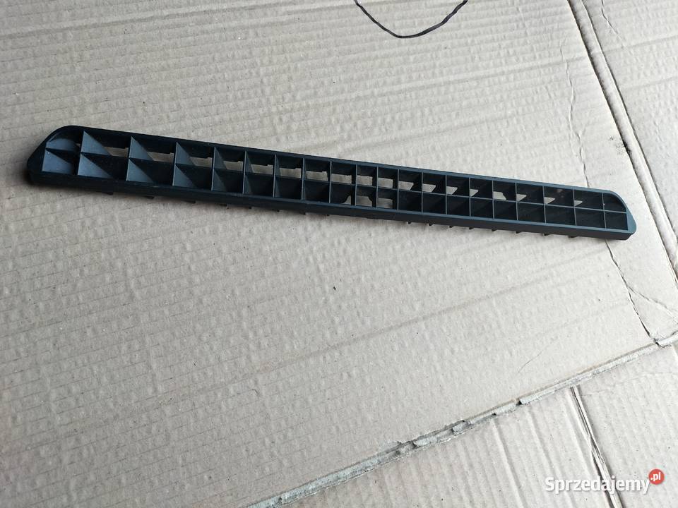 AUDI 80 B4 80B4 80B3 80 B3 KRATKA NAWIEWU GÓRNA osobowe
