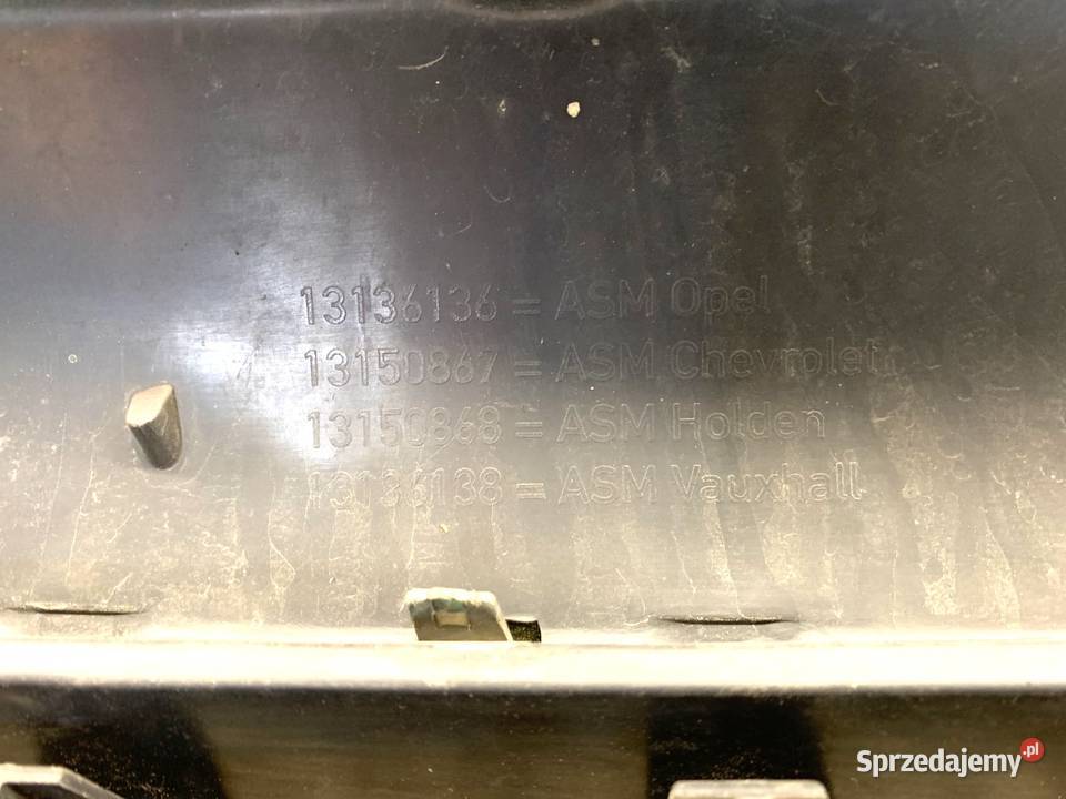 ATRAPA GRILL OPEL ZAFIRA B 0519 13136136 Minivan