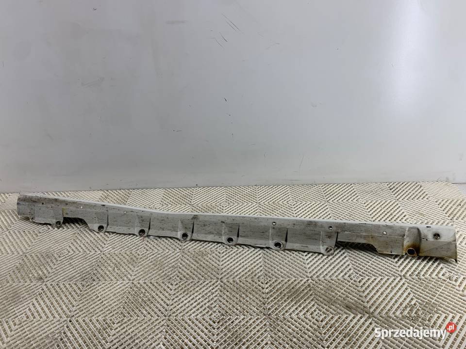 LISTWA PROGOWA LEWY TOYOTA COROLLA E12