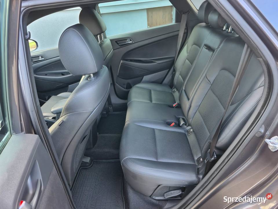 Hyundai Tucson 20 CRDI Passion Plus 4WD diesel Makoszyn