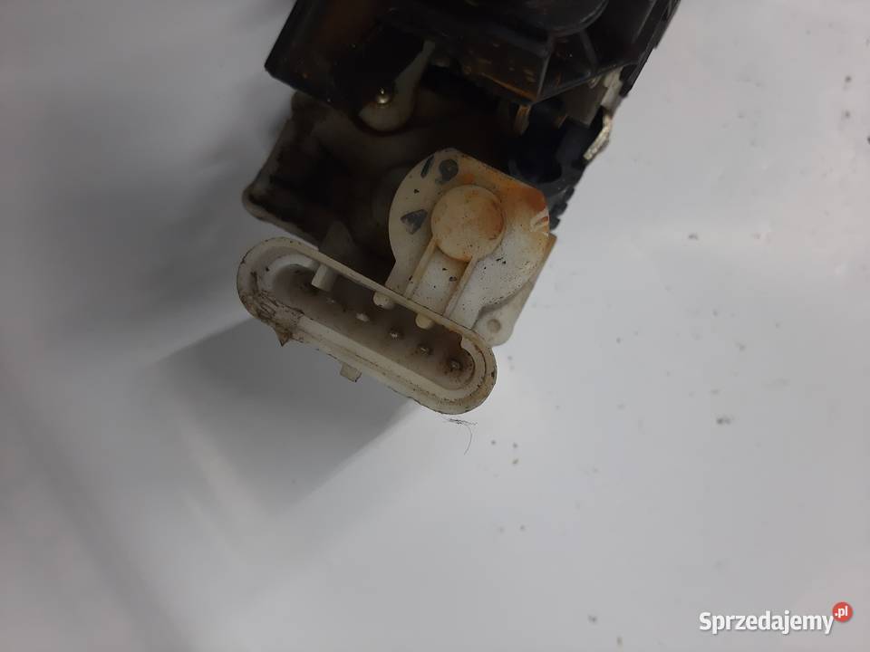 Fiat Doblo Zamek Drzwi Przód Prawy osobowe Ksawerów