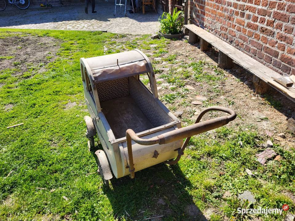 Do sprzedania wózek dziecięcy drewniany lata 40 opolskie