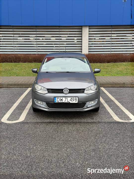 Volkswagen Polo 12 TSI Highline 105 Polski Salon Rok produkcji 2010 Wrocław