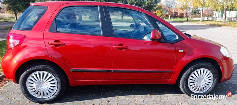 Suzuki SX4 16 niski przebieg Radom