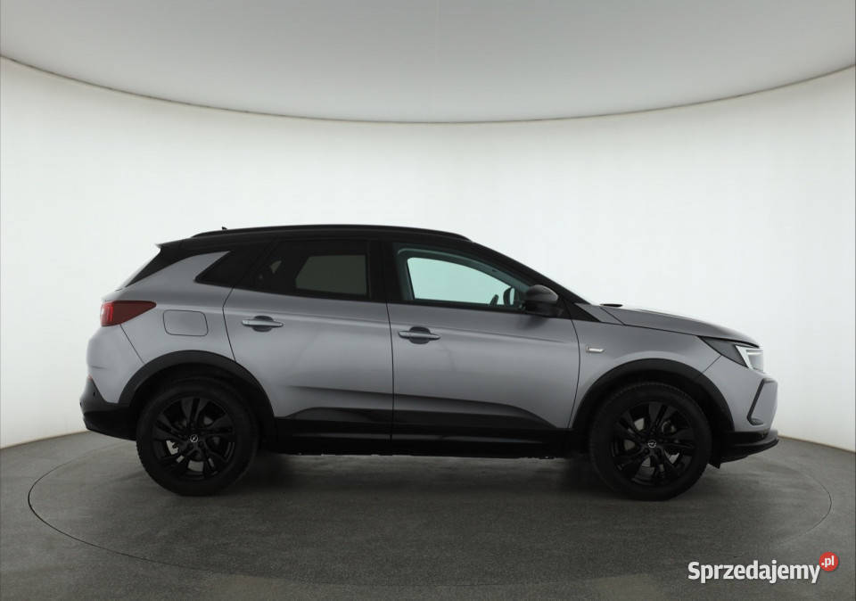 Opel Grandland 12 Turbo