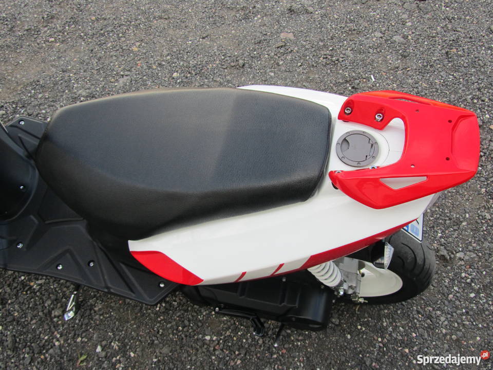 SKUTER CPI MODEL ARAGON GP 50 2010 FELGI CZERWON 50cm3 mazowieckie Płońsk
