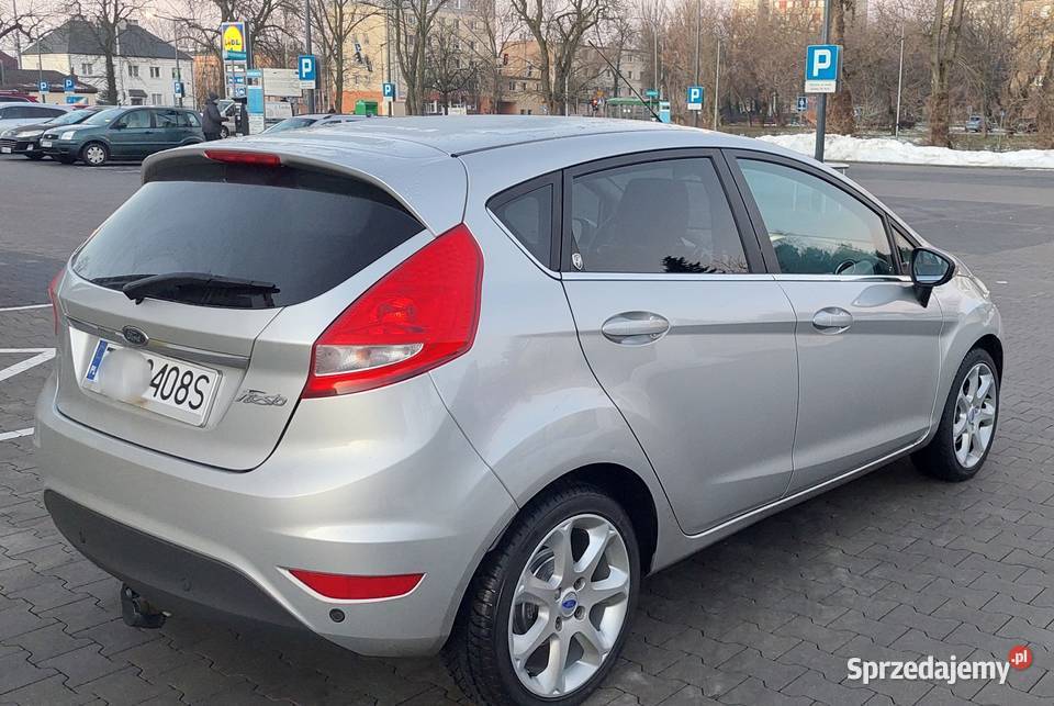 12 Benzyna GHIA 2 Kluczyki Hak dopinany manualna lubelskie Lublin