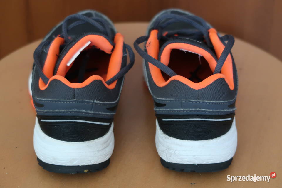 Buty chłopca firmy KALENJI 33