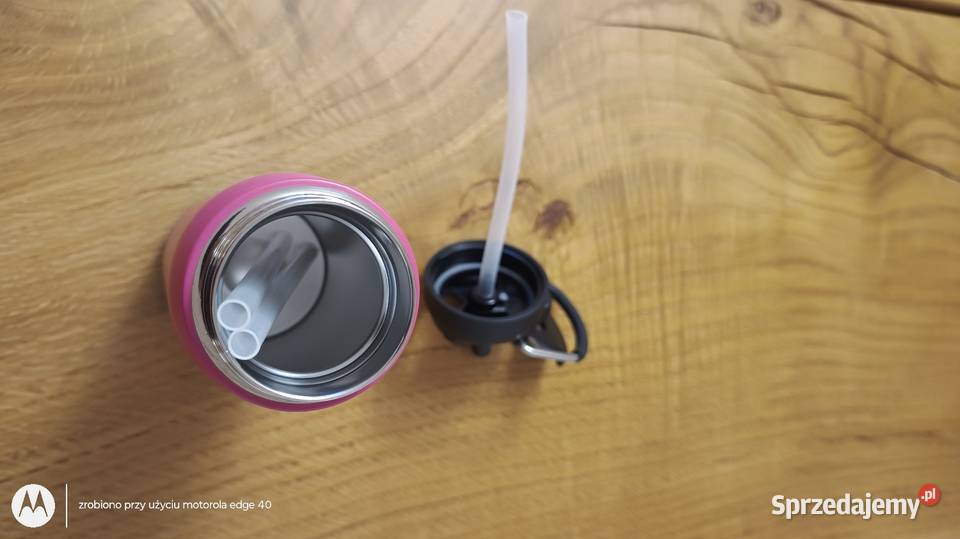 Izolowana butelka sportowa marki Bottle Bottle Ciechanów sprzedam