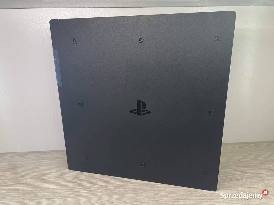 Konsola Sony PlayStation 4 pro 1 TB Kultura i Rozrywka Tczew sprzedam
