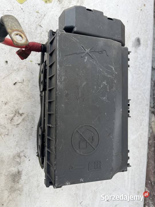 Skrzynka bezpieczników Opel Zafira c lift Mielec