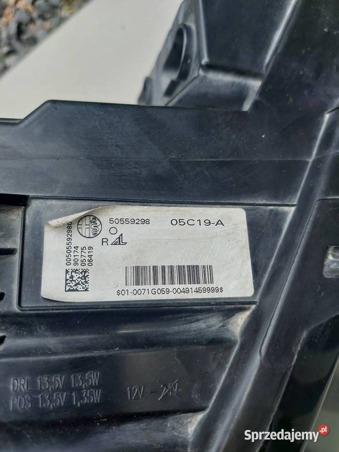 Alfa Romeo Stelvio lampa przednia prawa USA prawe mazowieckie Warszawa