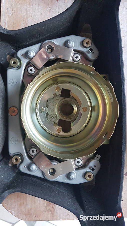 Sprzedam kierownicę do Mercedes 124 201 210 Rok produkcji 1994 Ostrołęka